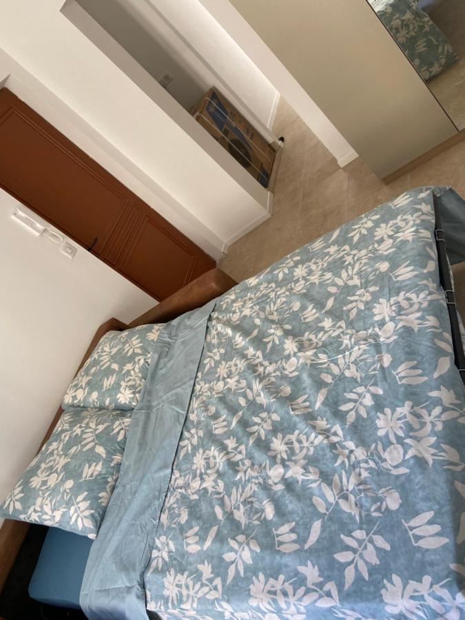 Appartement T1 Intra-Muros أفينيون المظهر الخارجي الصورة