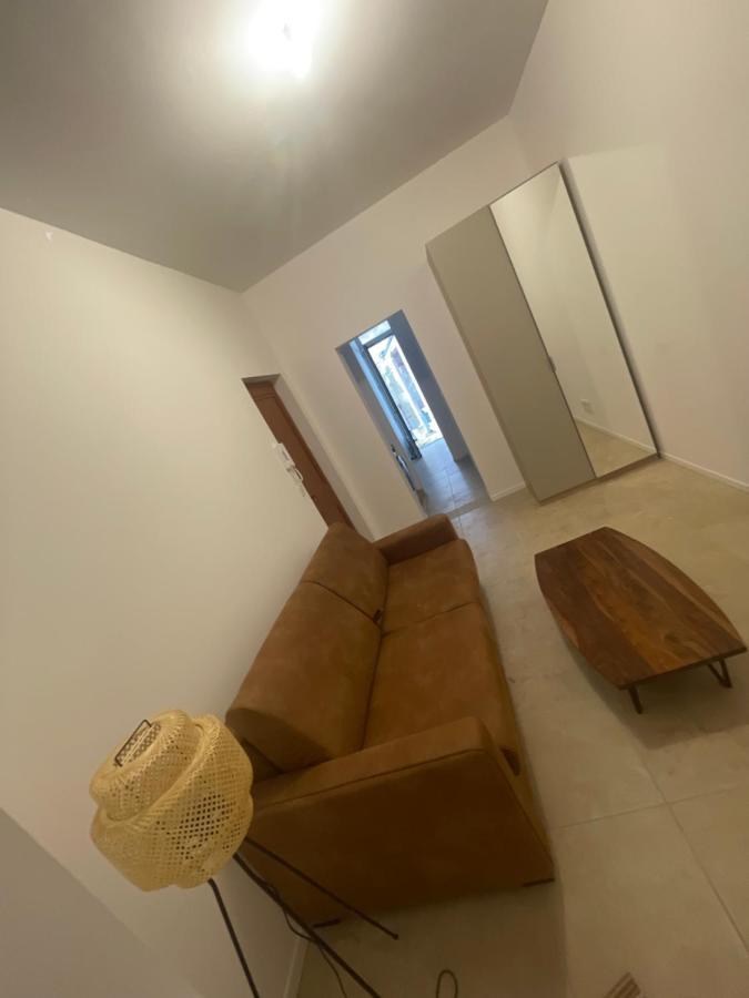 Appartement T1 Intra-Muros أفينيون المظهر الخارجي الصورة